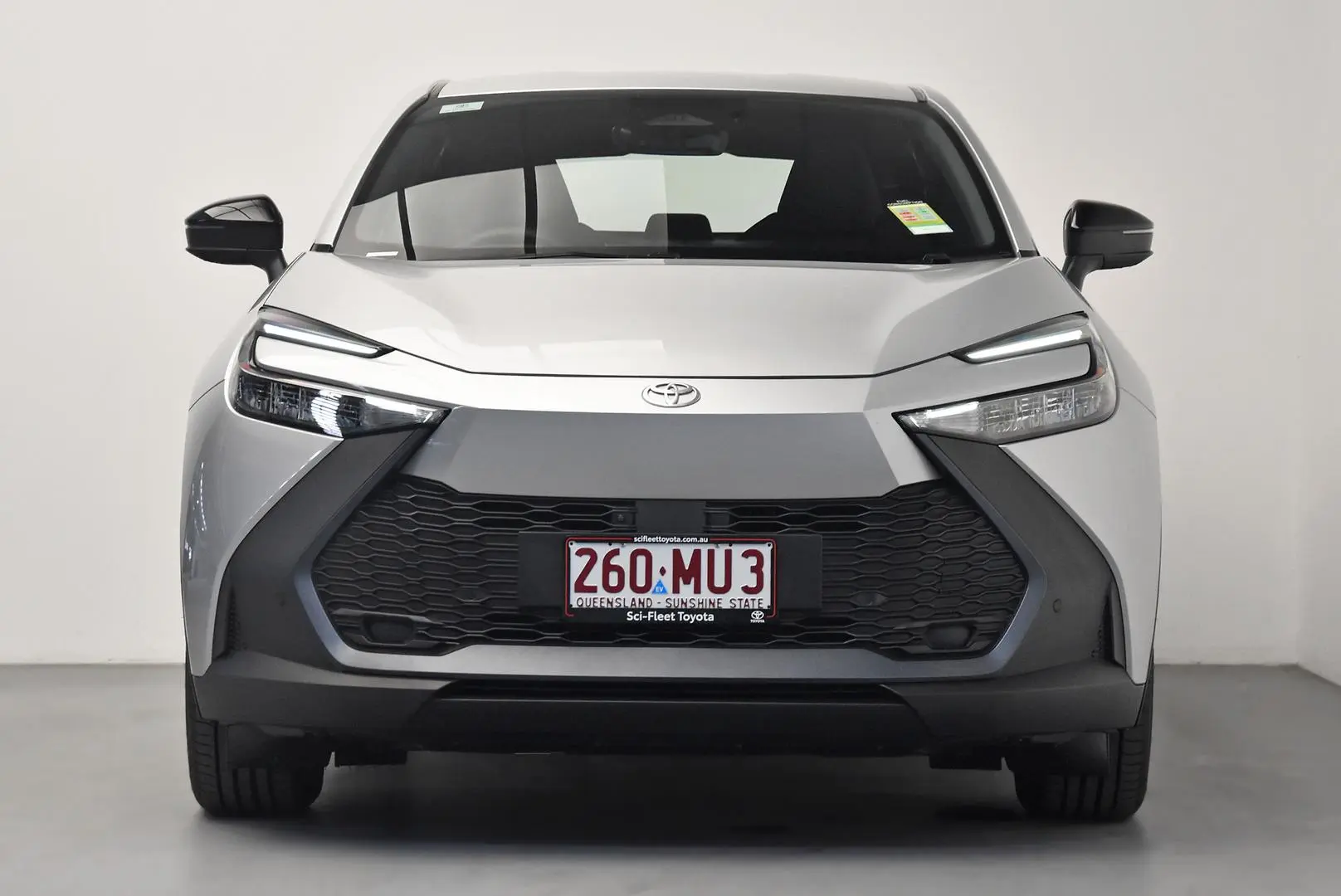 2025 Toyota C-HR Gallery Image 2