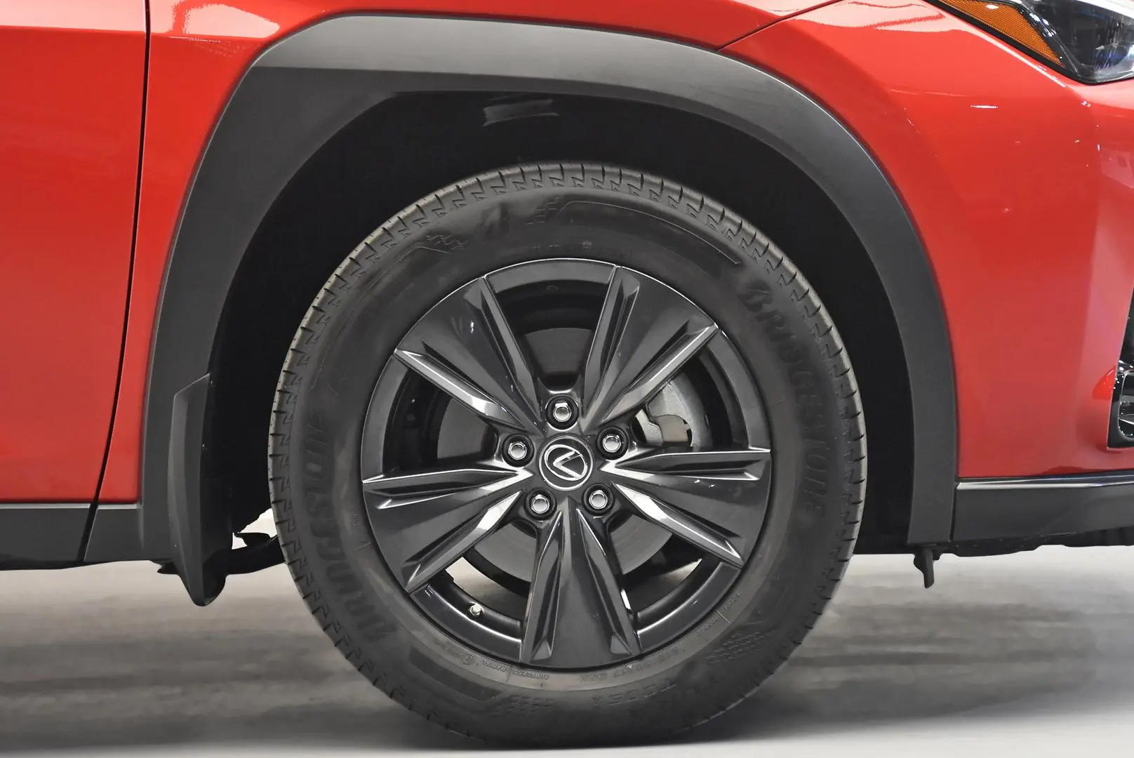 2023 Lexus UX Gallery Image 23
