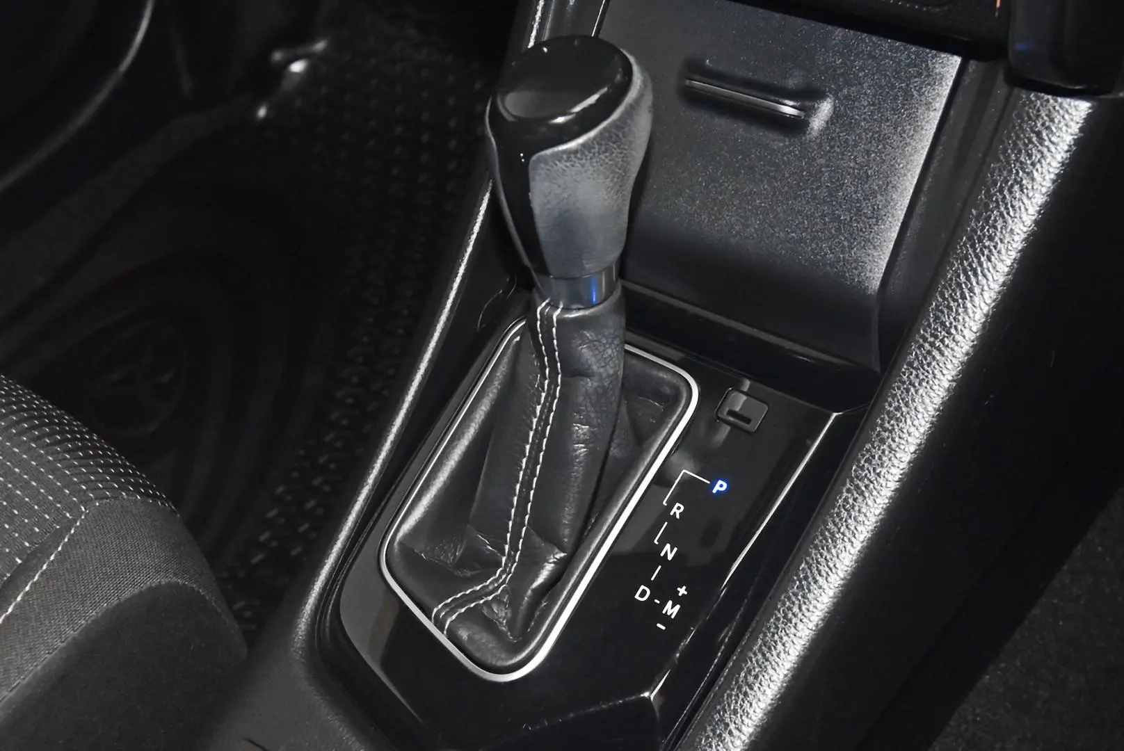 2017 Toyota Corolla Gallery Image 13