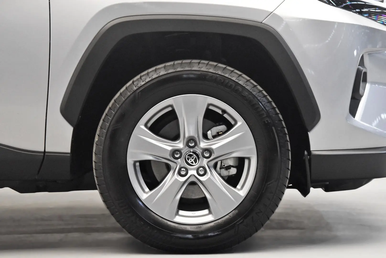 2024 Toyota RAV4 Gallery Image 23