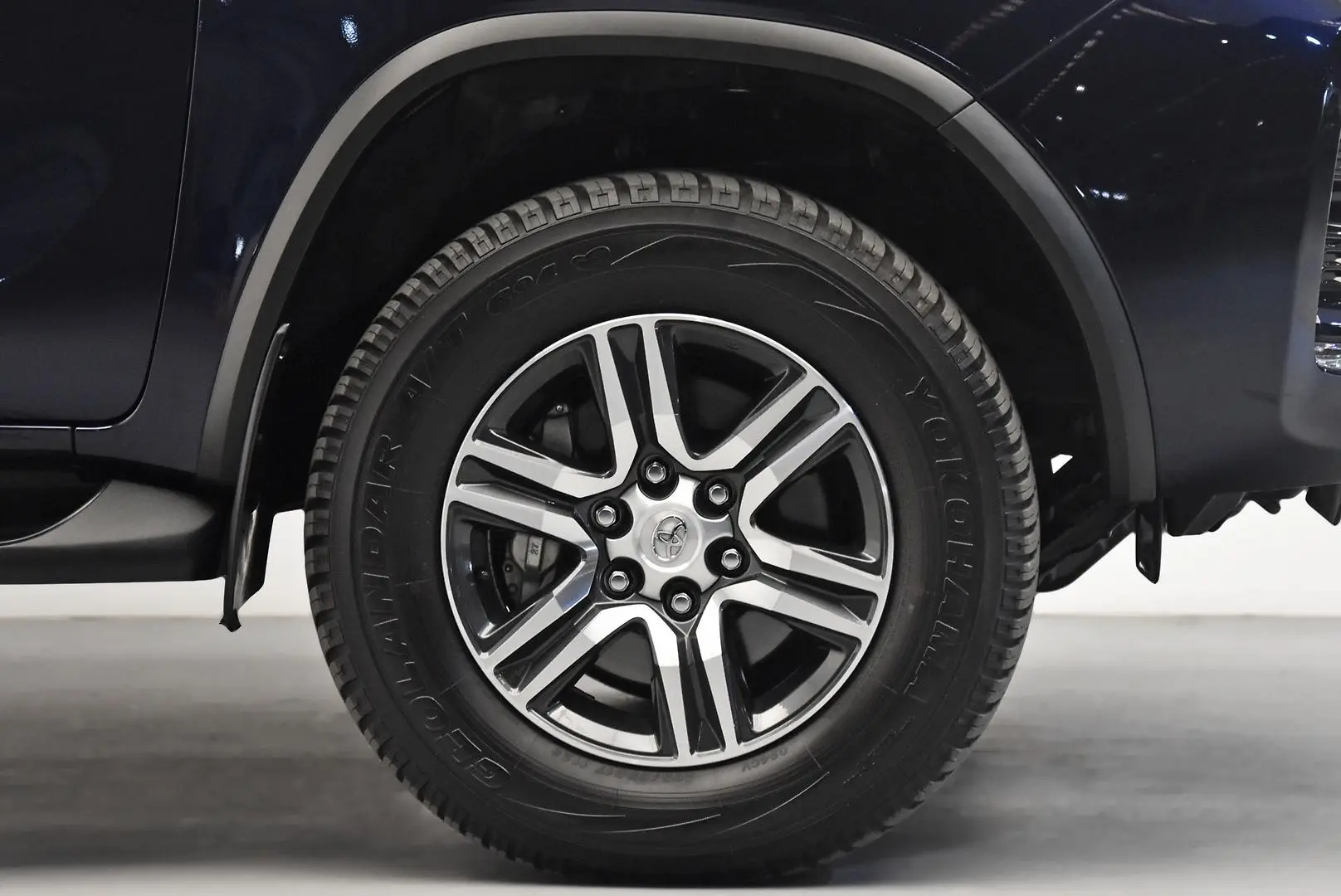 2024 Toyota Fortuner Gallery Image 21
