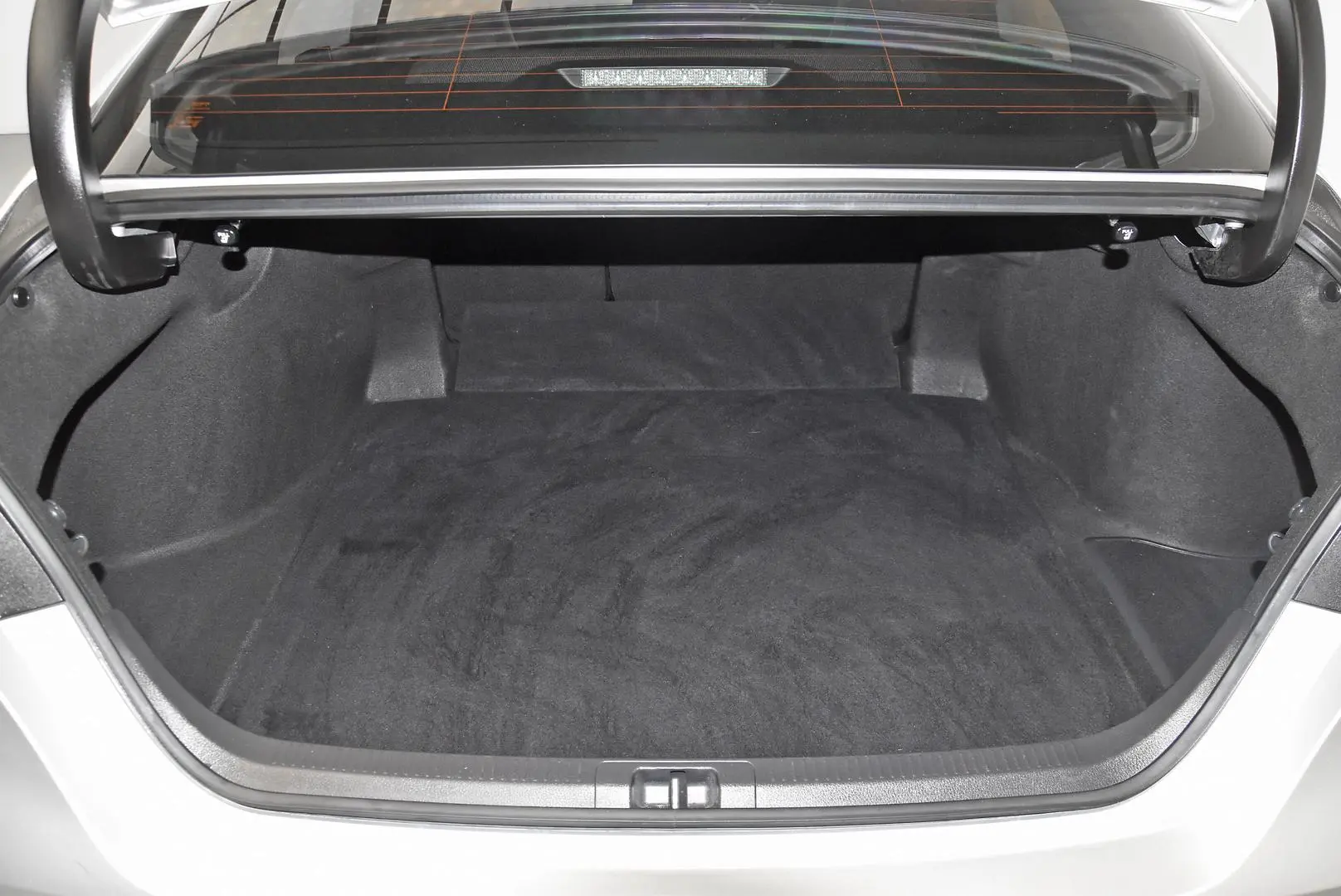 2021 Toyota Camry Gallery Image 21