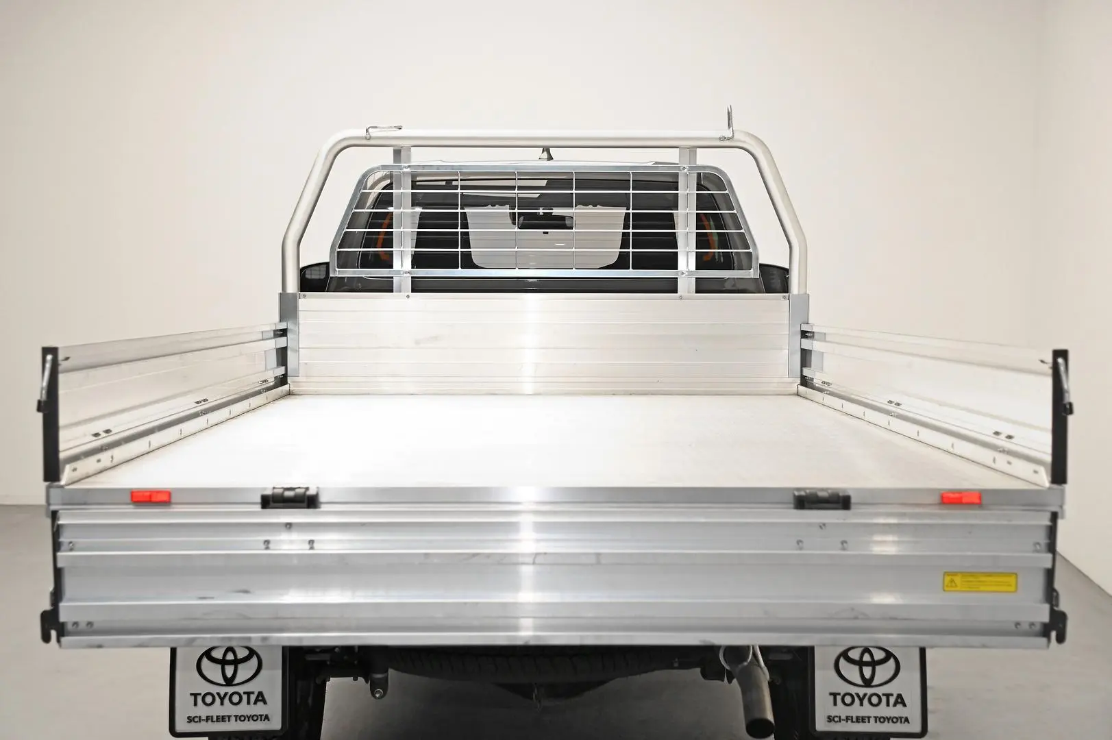 2023 Toyota Hilux Image 16