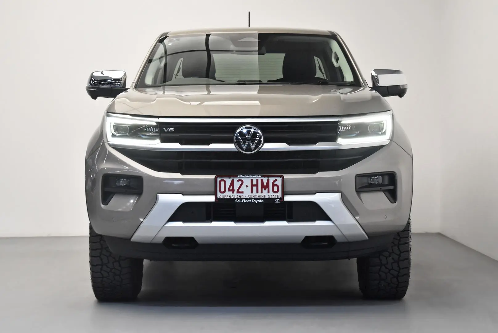 2023 Volkswagen Amarok Gallery Image 2