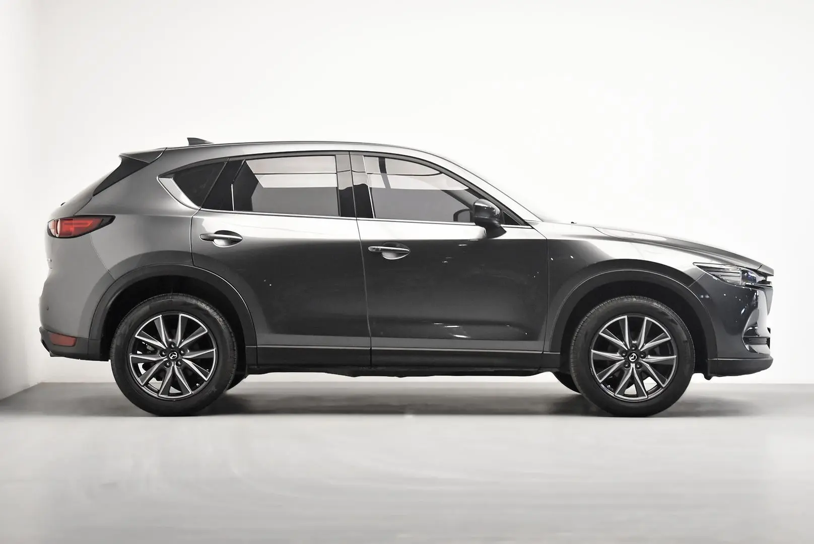 2021 Mazda CX-5 Gallery Image 3