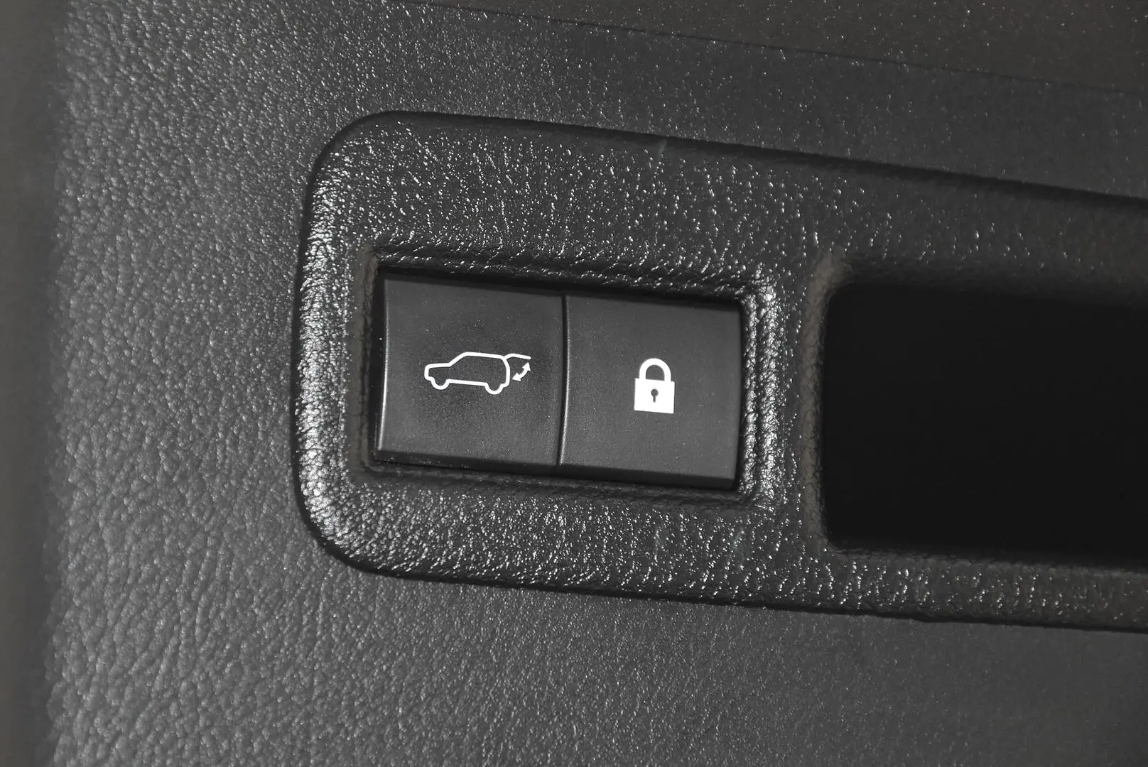 2019 Lexus NX Gallery Image 22