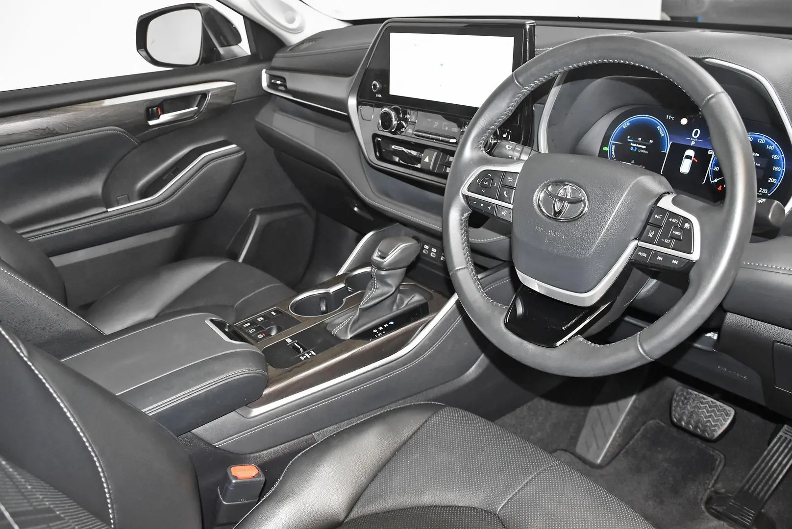 2024 Toyota Kluger Gallery Image 9