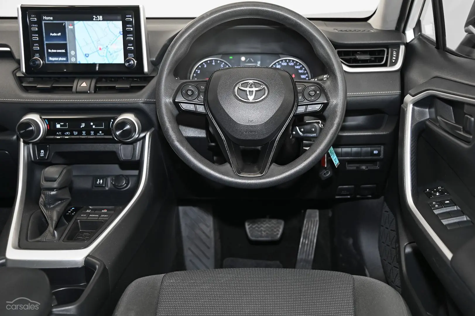 2019 Toyota RAV4 Image 14