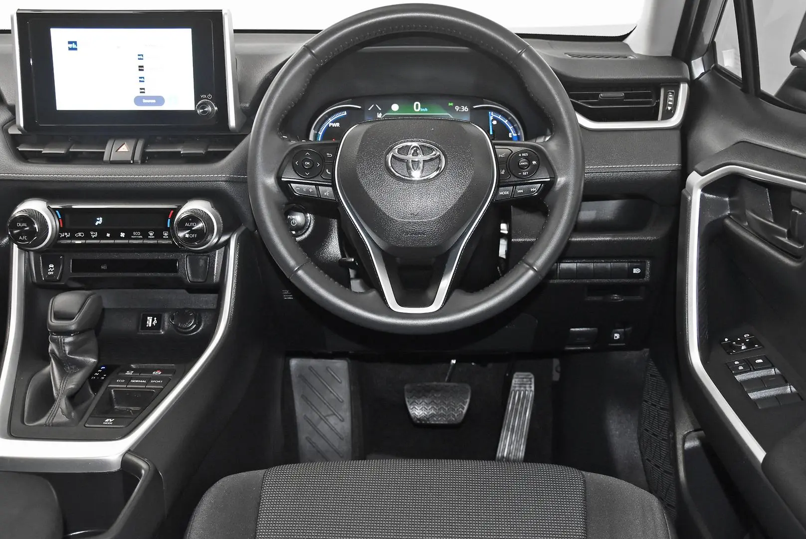 2024 Toyota RAV4 Gallery Image 15