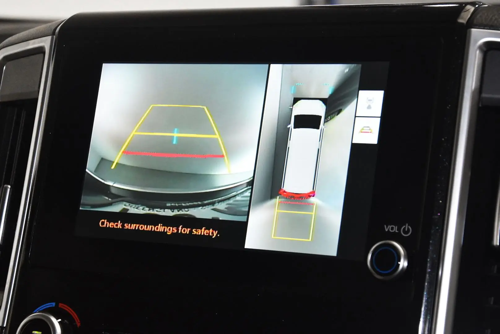 2025 Toyota Granvia Gallery Image 12