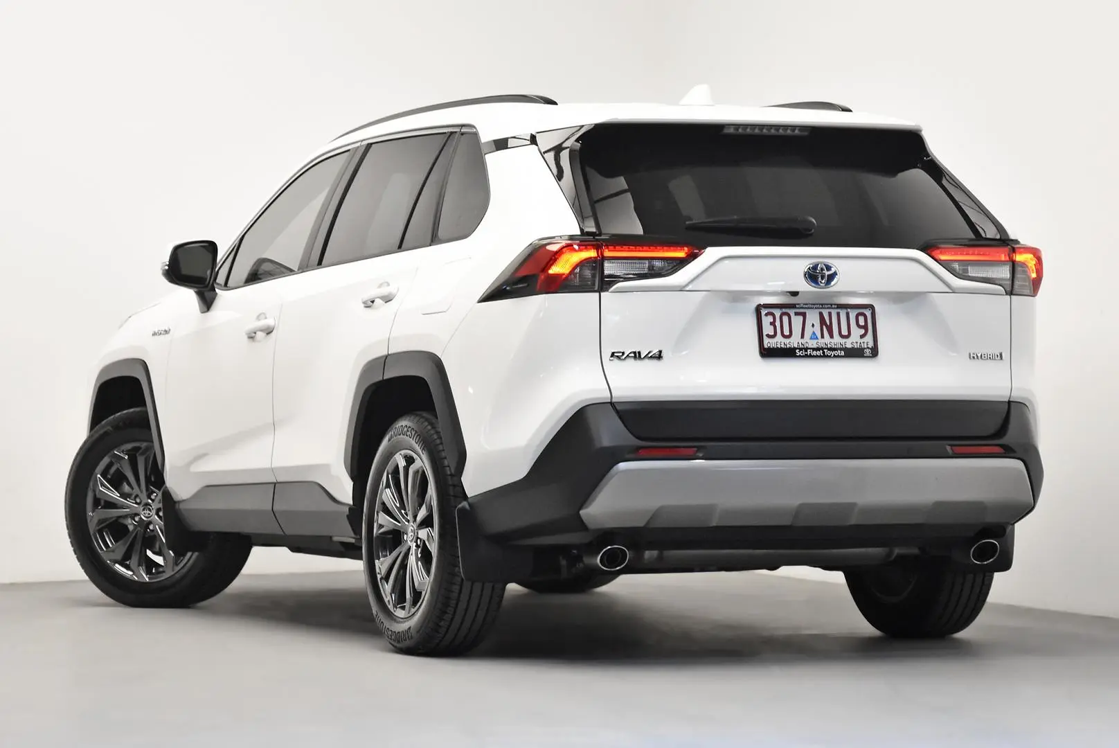 2024 Toyota RAV4 Gallery Image 5