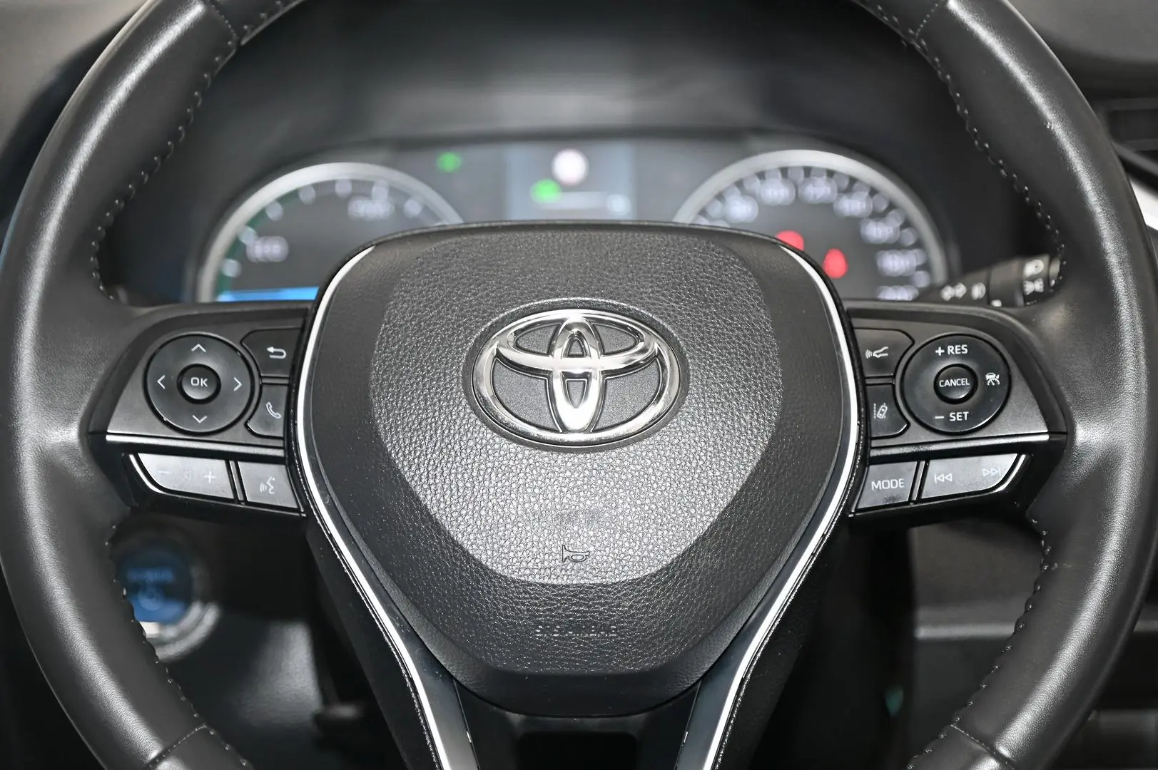 2022 Toyota RAV4 Image 15