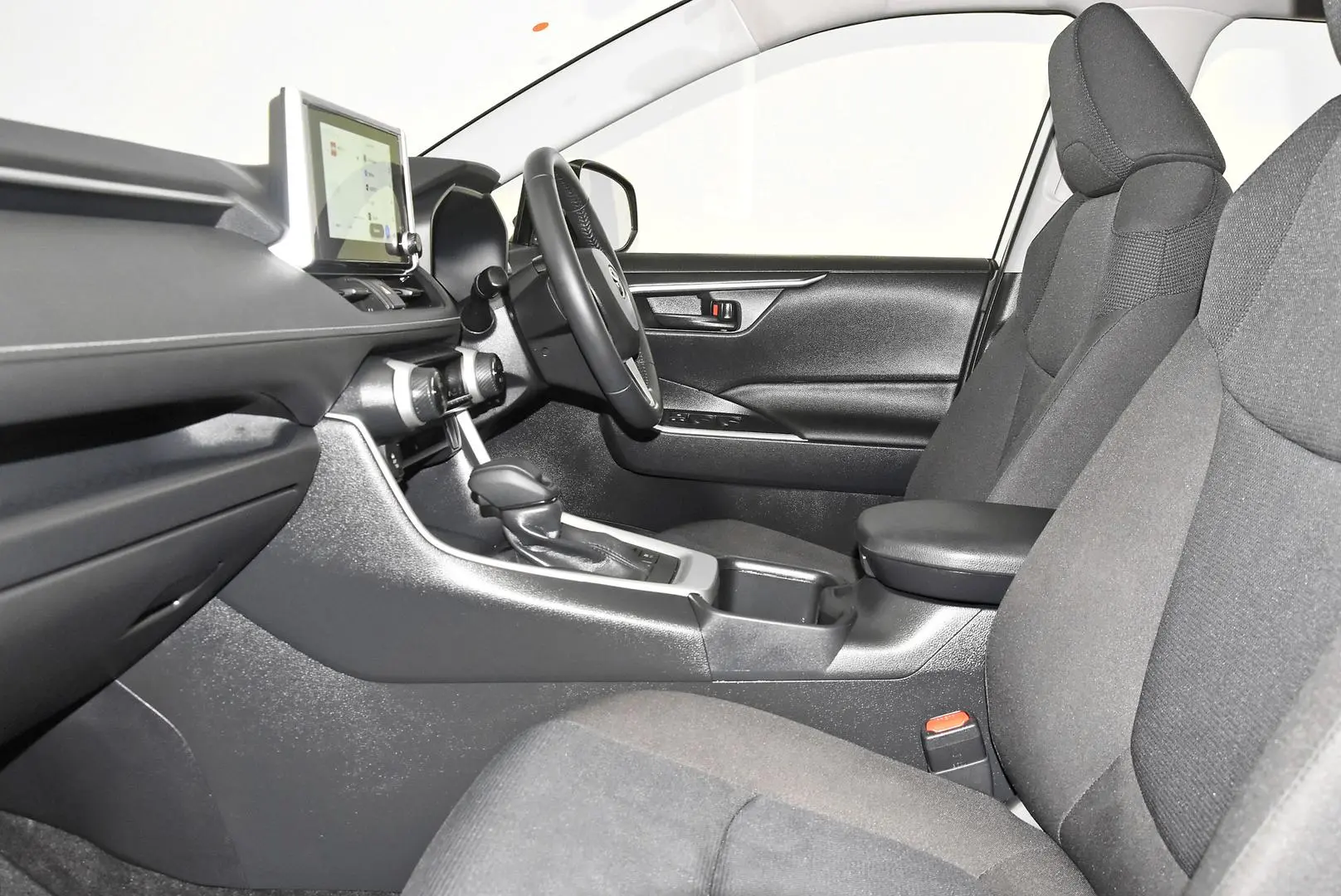 2024 Toyota RAV4 Gallery Image 18