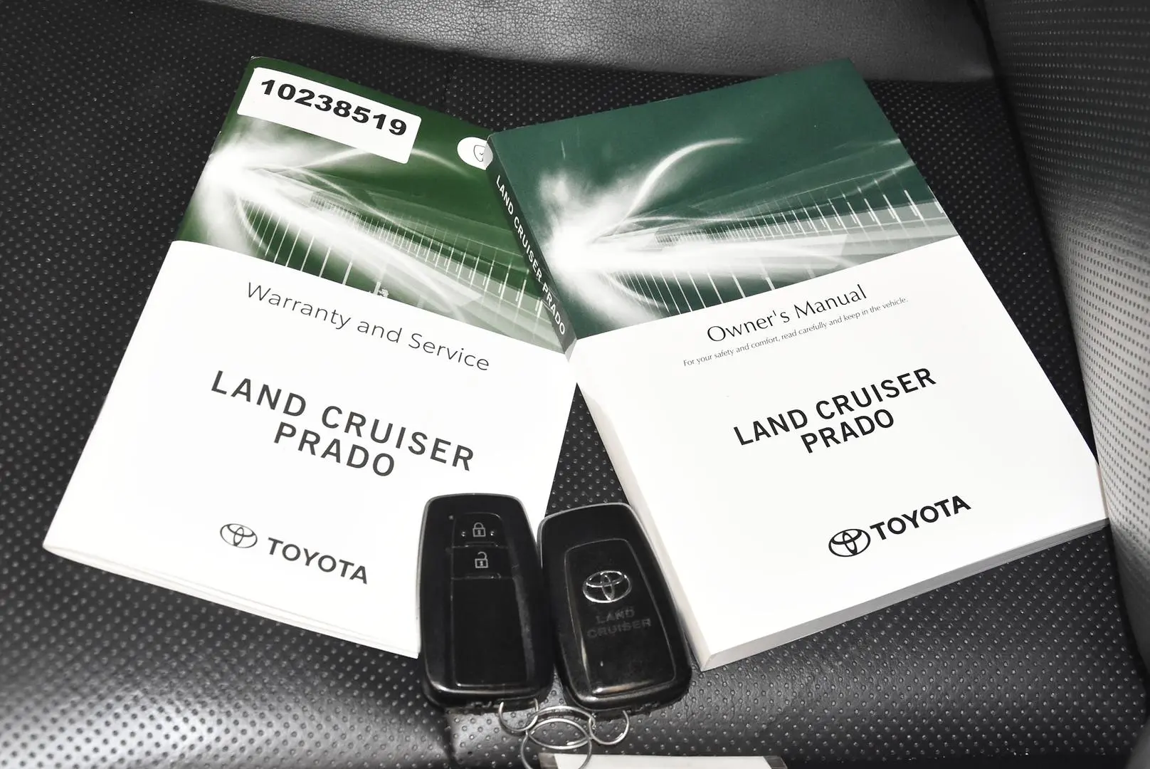 2021 Toyota Landcruiser Prado Gallery Image 17