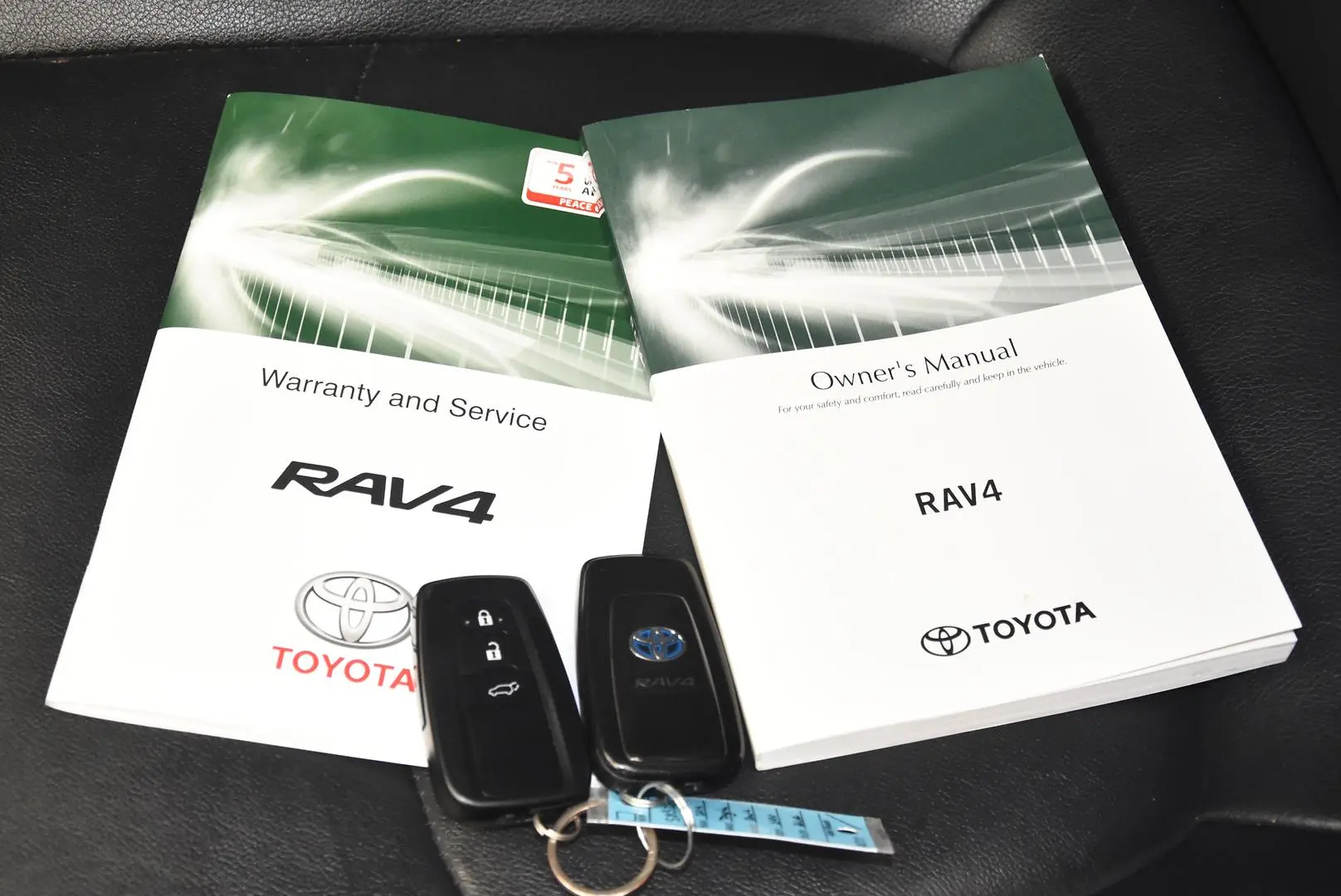 2019 Toyota RAV4 Gallery Image 21