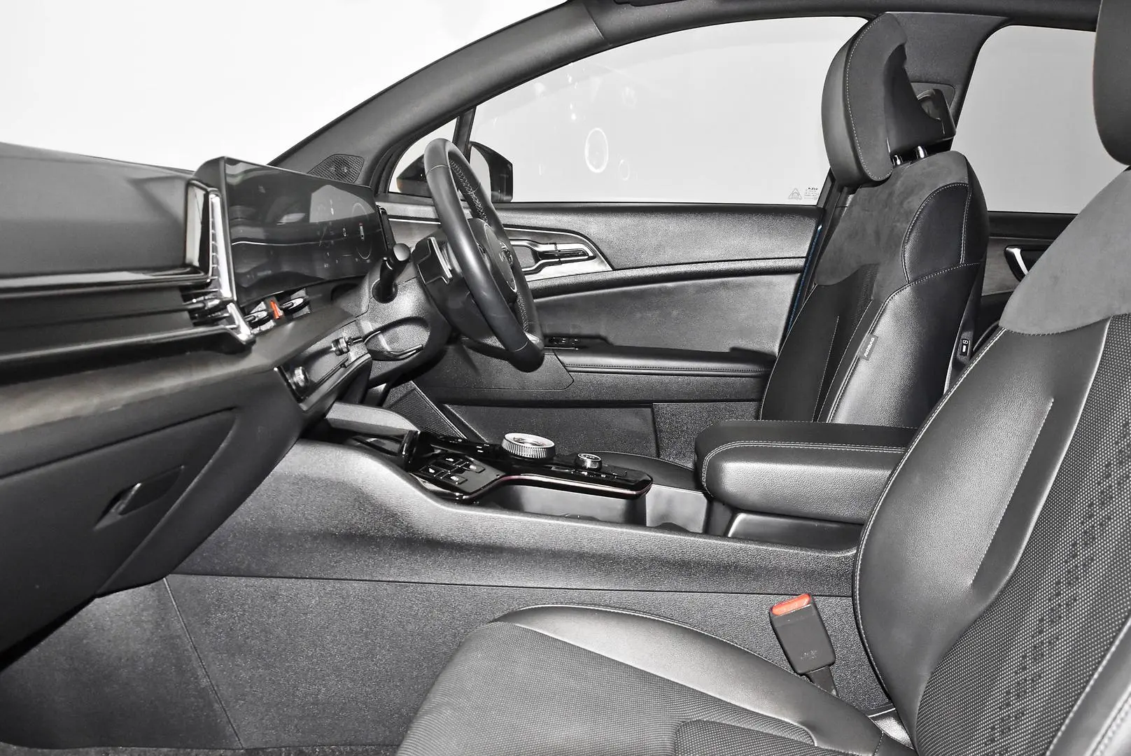 2023 Kia Sportage Gallery Image 18