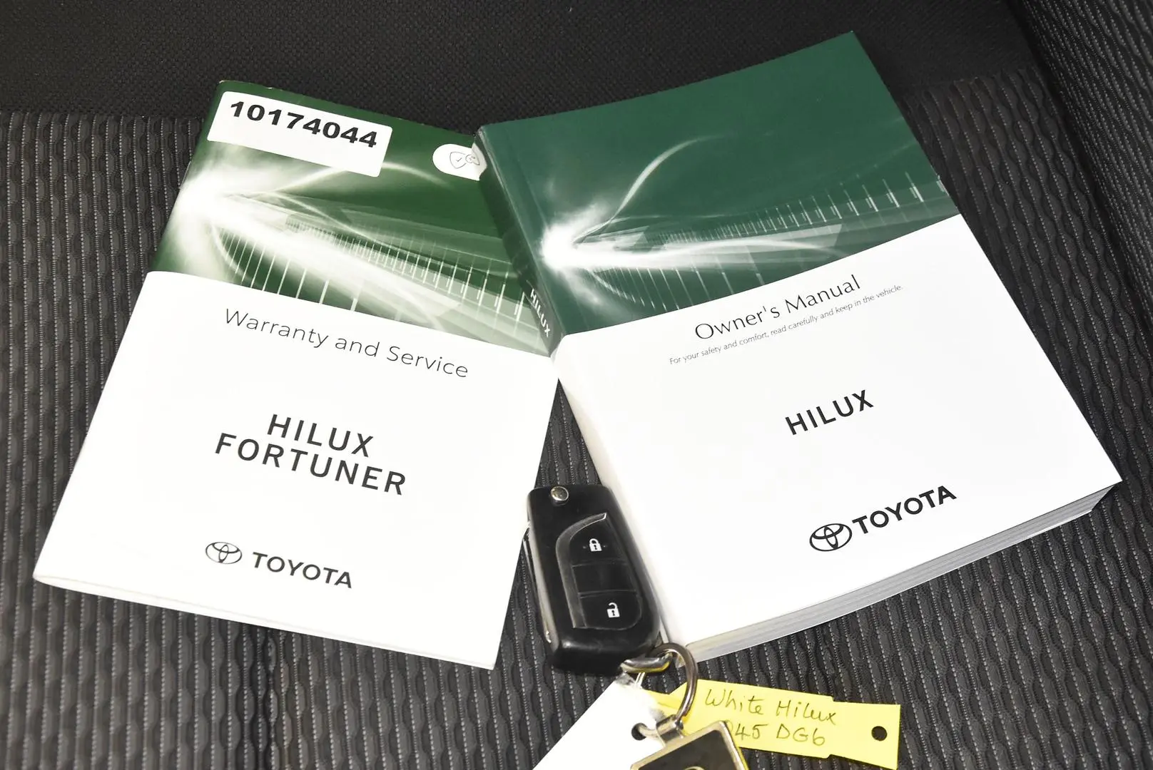 2021 Toyota Hilux Gallery Image 15