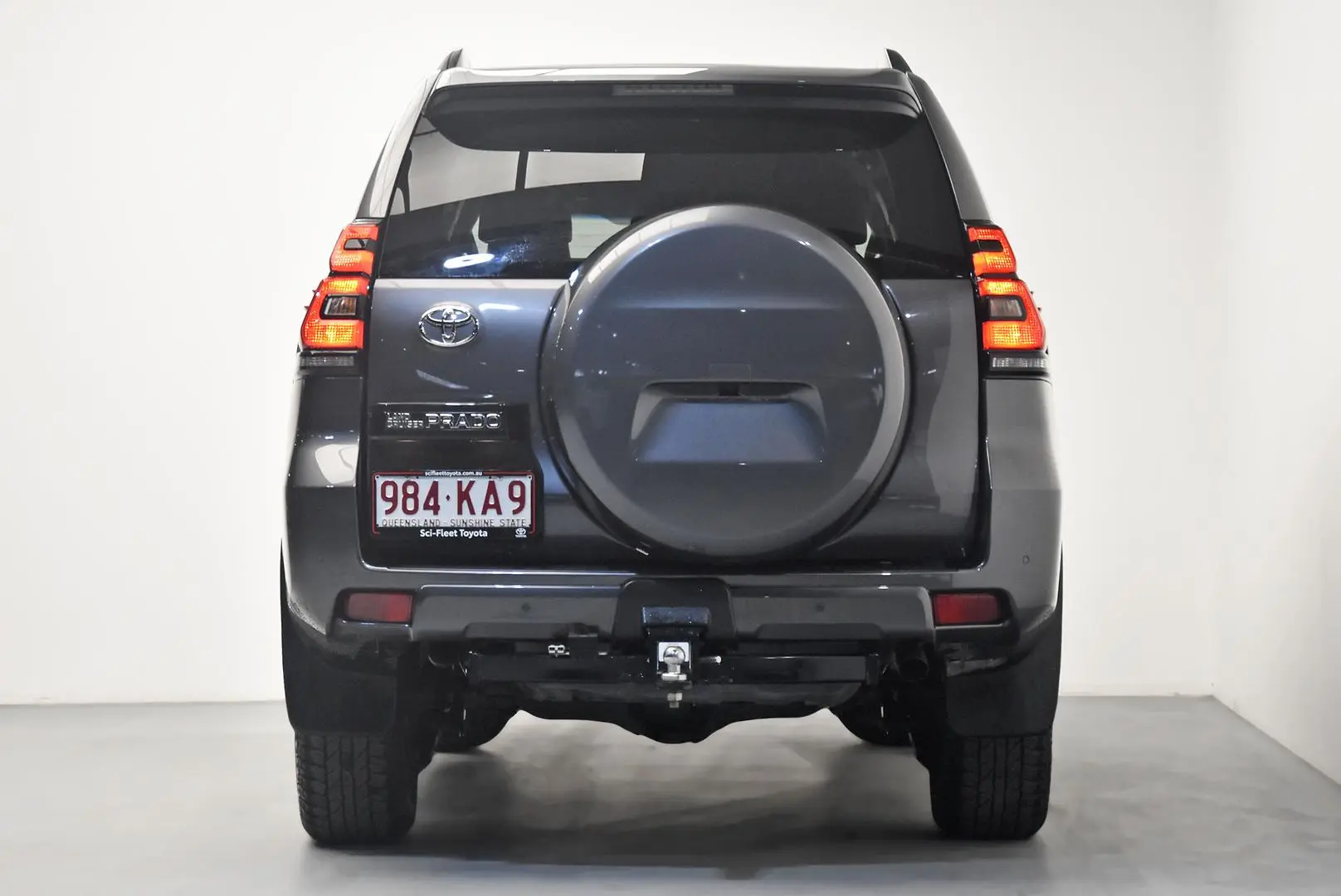 2018 Toyota Landcruiser Prado Gallery Image 6