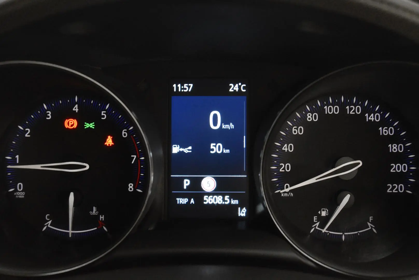 2023 Toyota C-HR Gallery Image 11