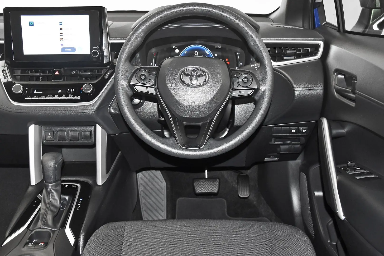 2024 Toyota Corolla Cross Gallery Image 15