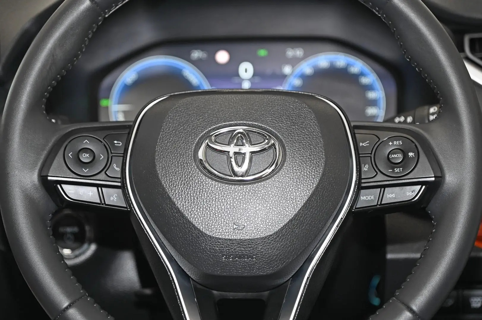 2023 Toyota RAV4 Image 16