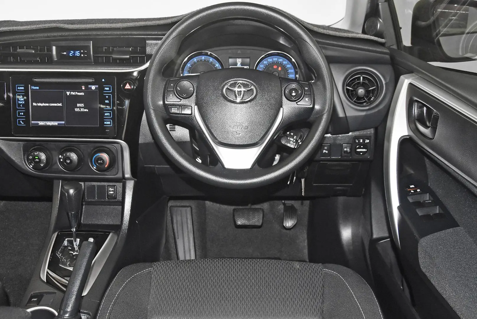 2019 Toyota Corolla Gallery Image 14