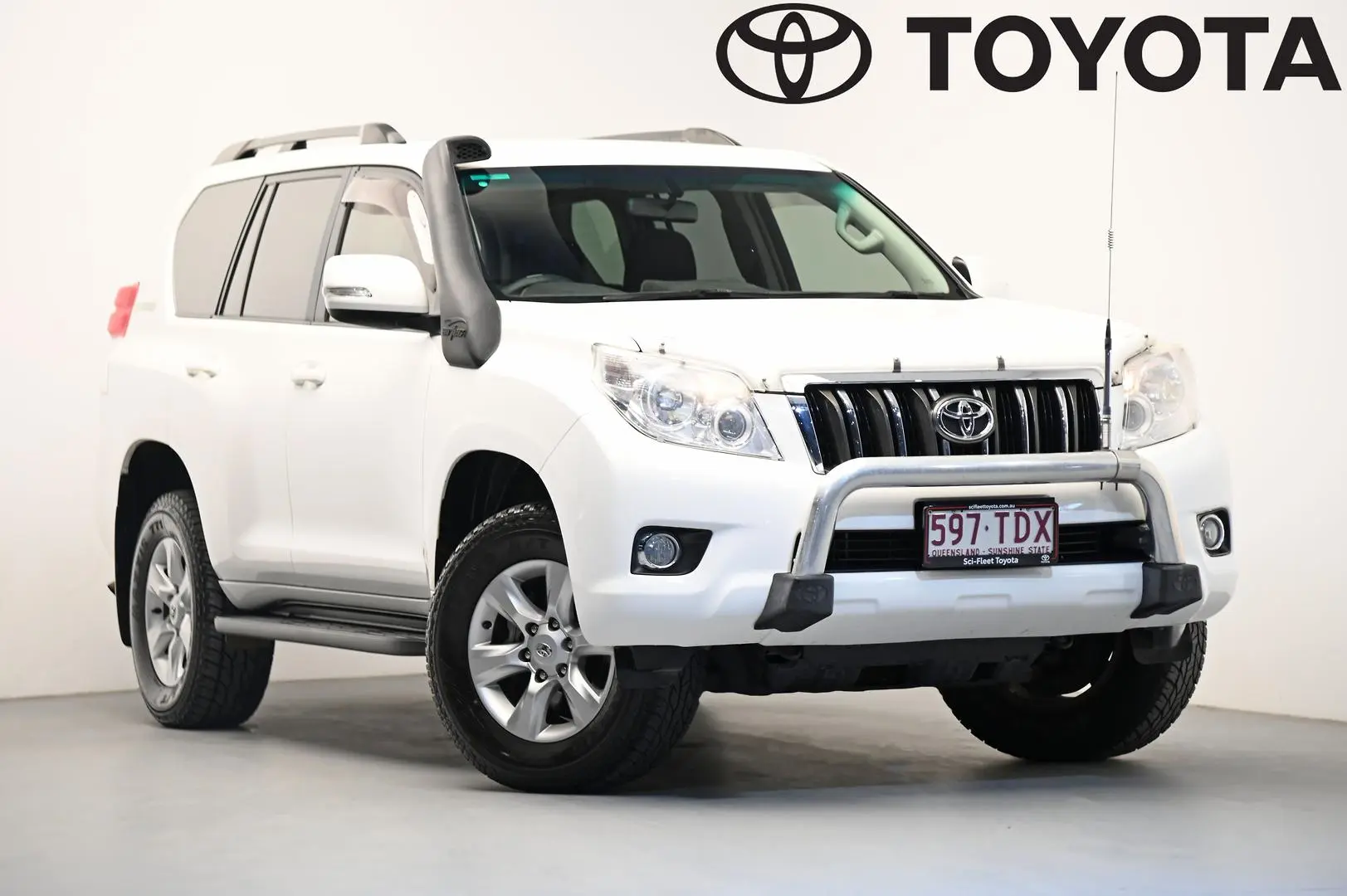 2013 Toyota Landcruiser Prado Image 1