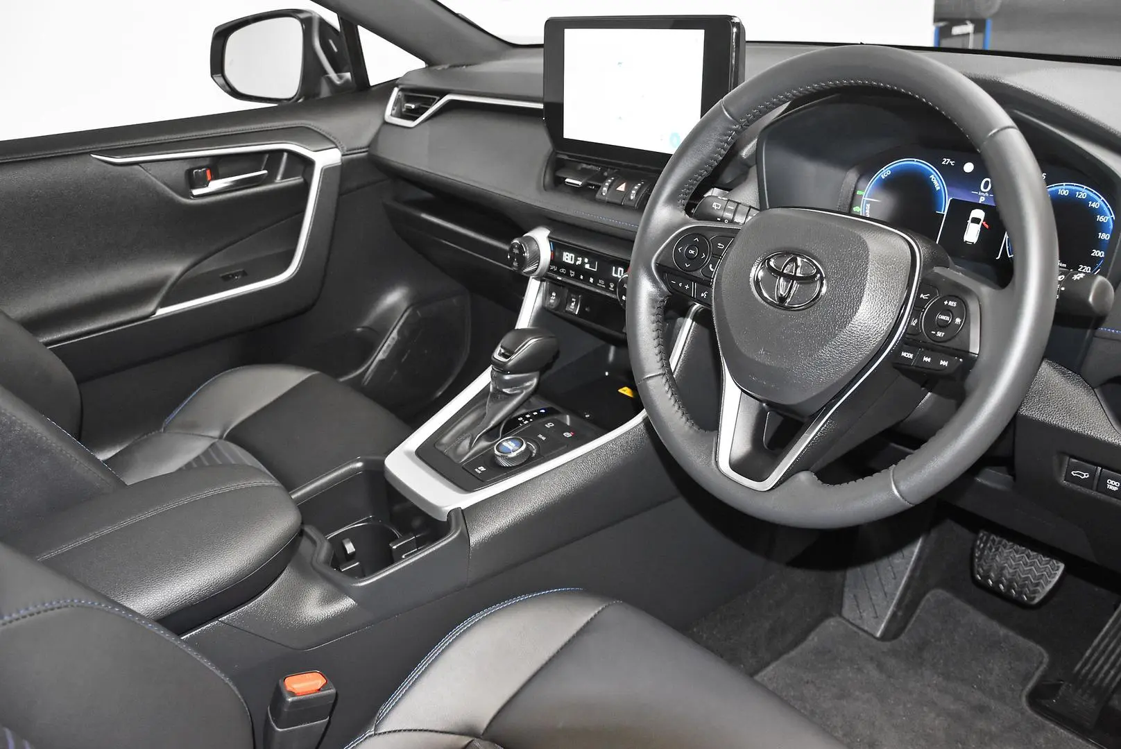 2024 Toyota RAV4 Gallery Image 9