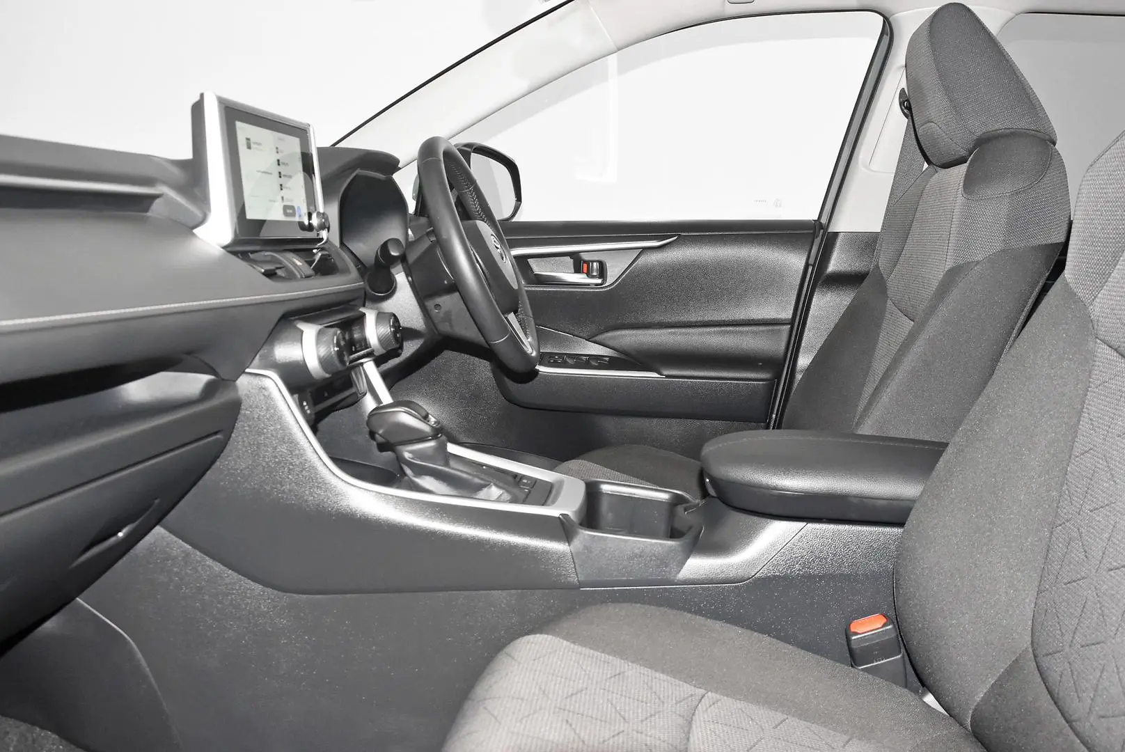 2024 Toyota RAV4 Gallery Image 18