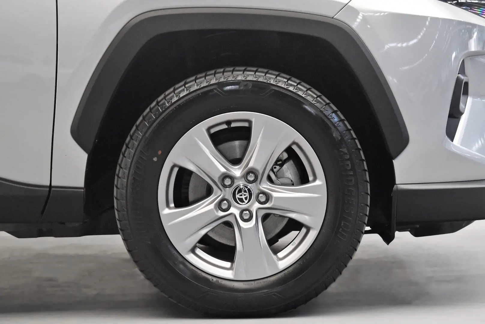 2024 Toyota RAV4 Gallery Image 23