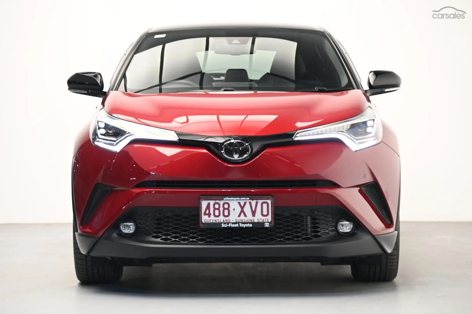 2018 Toyota C-HR Image 2