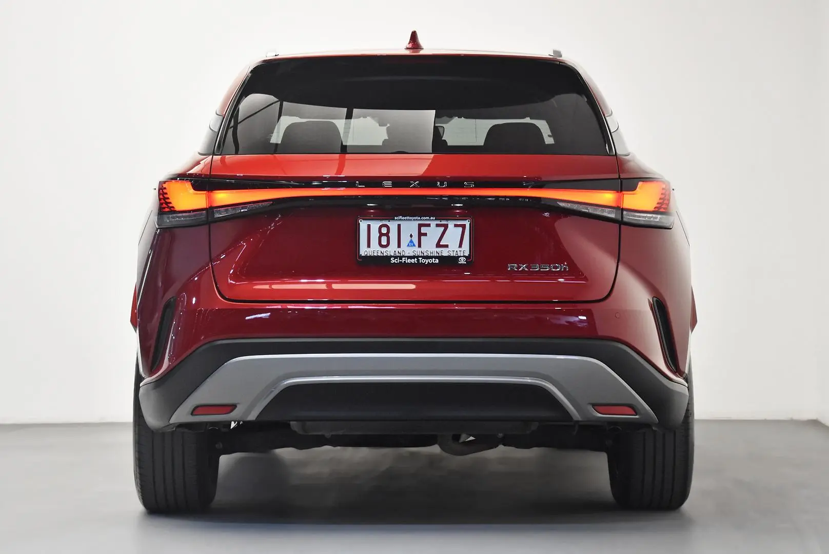 2023 Lexus RX Gallery Image 6