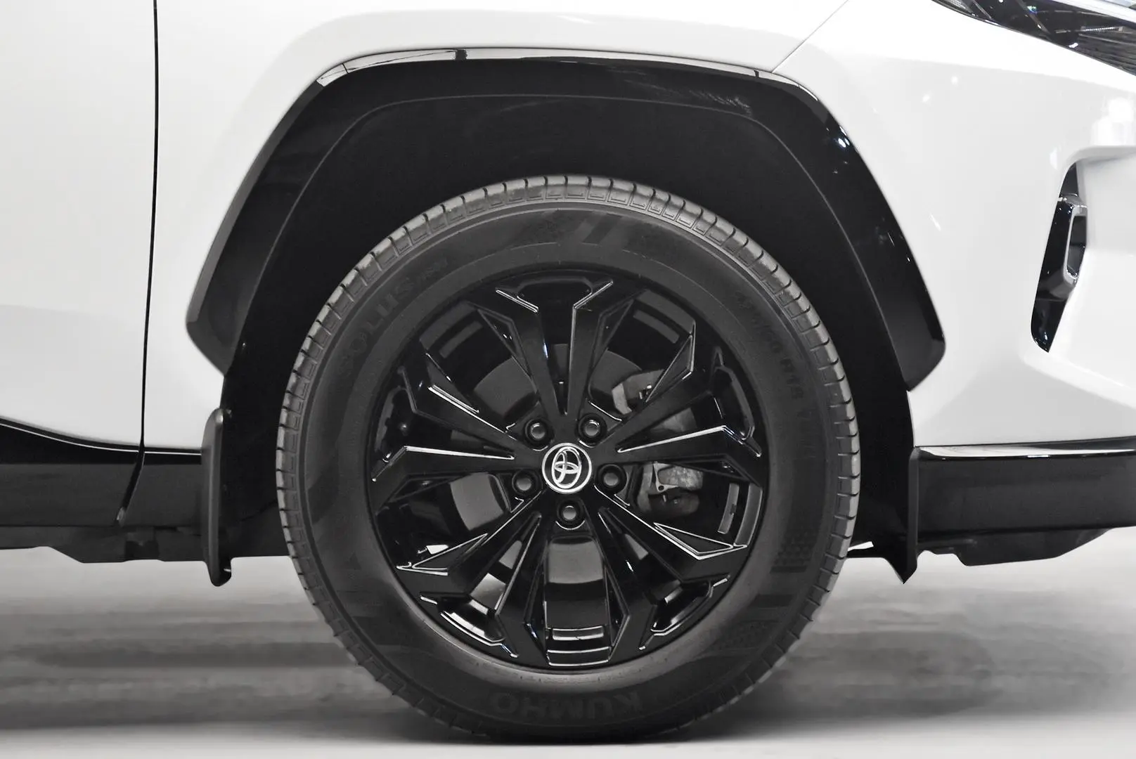2023 Toyota RAV4 Gallery Image 24