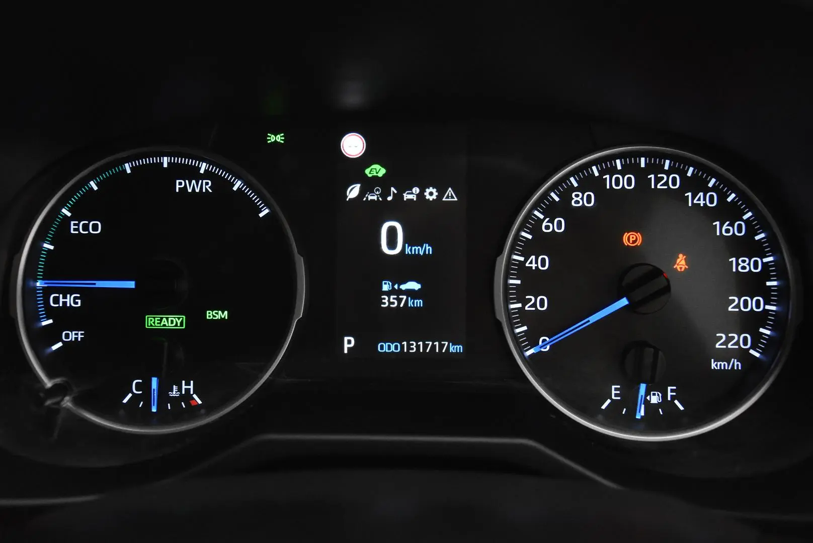 2020 Toyota RAV4 Gallery Image 11