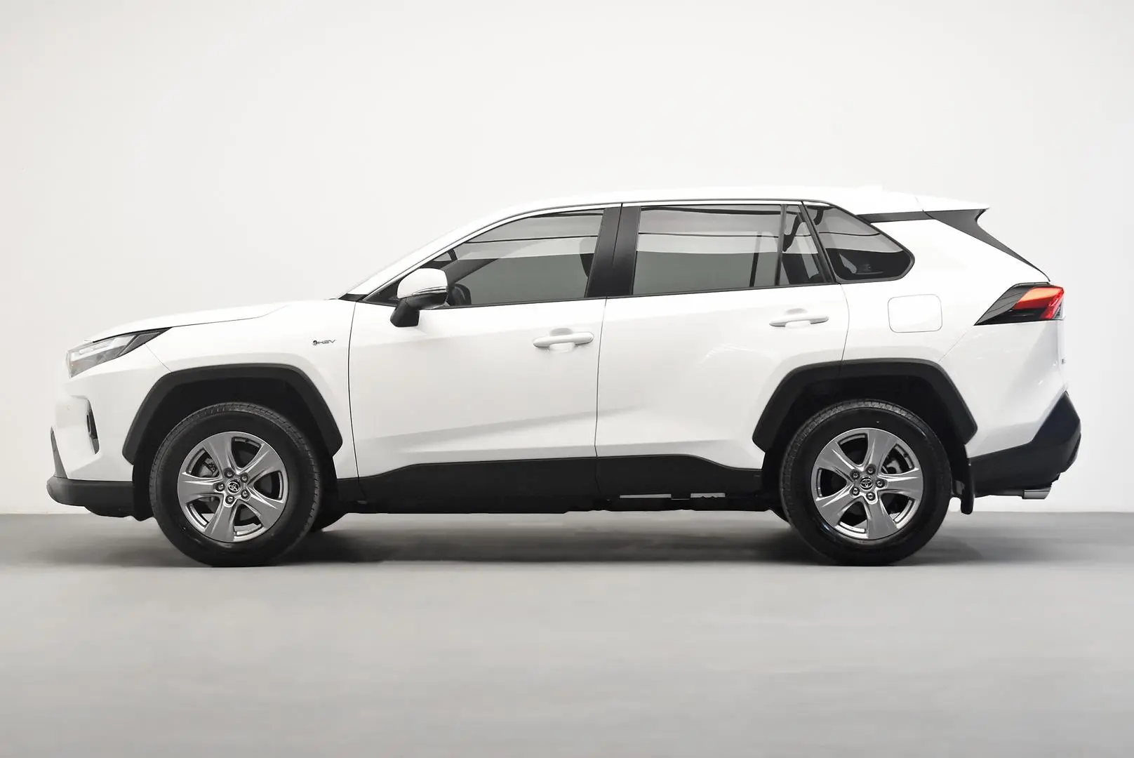 2024 Toyota RAV4 Gallery Image 4