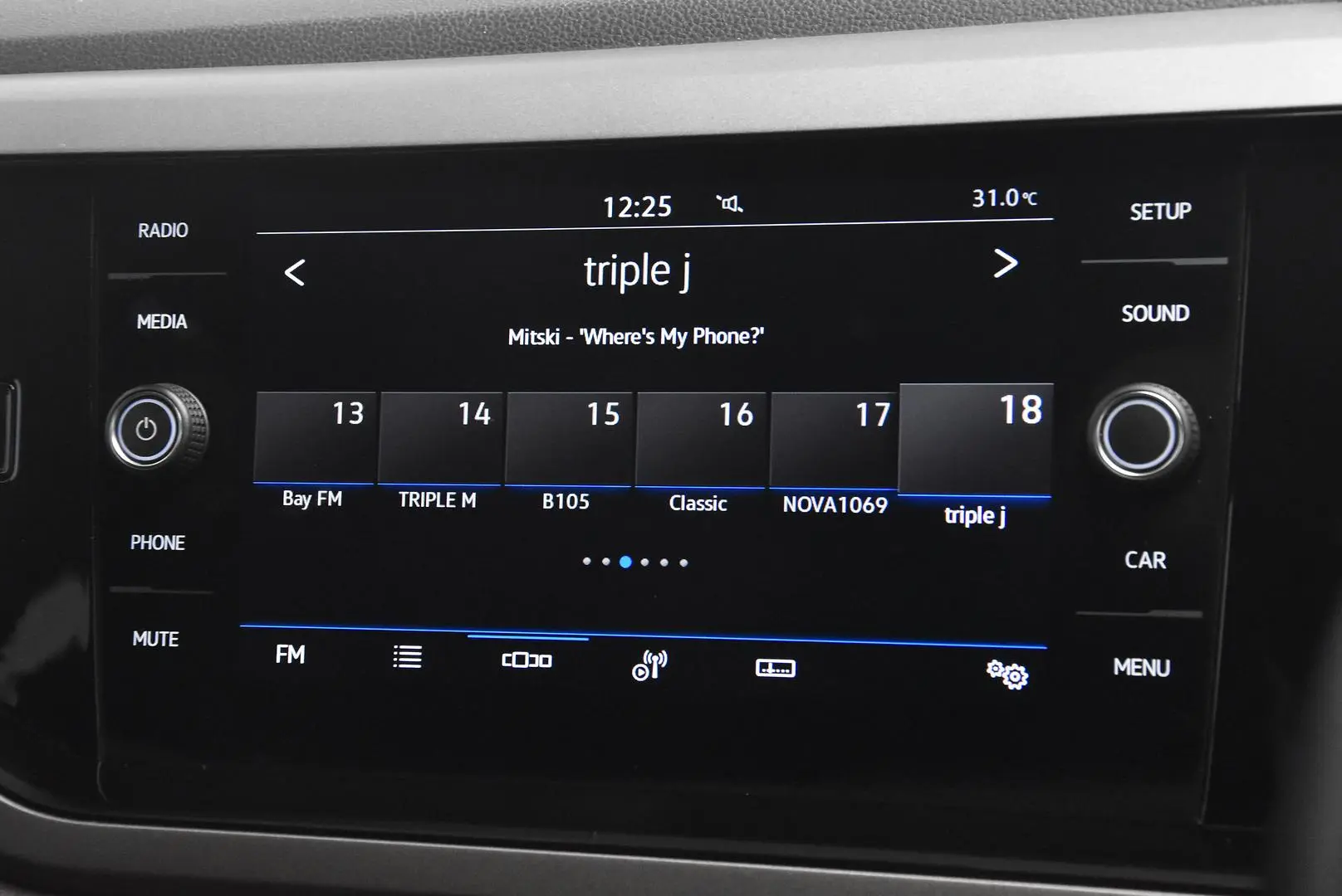 2021 Volkswagen Polo Gallery Image 10