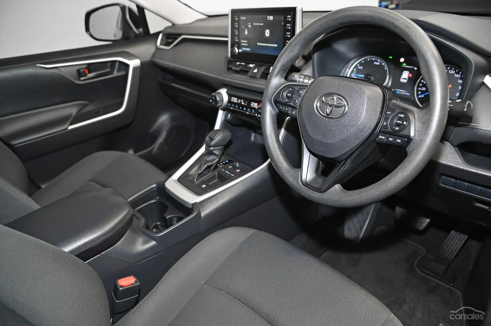 2020 Toyota RAV4 Image 9