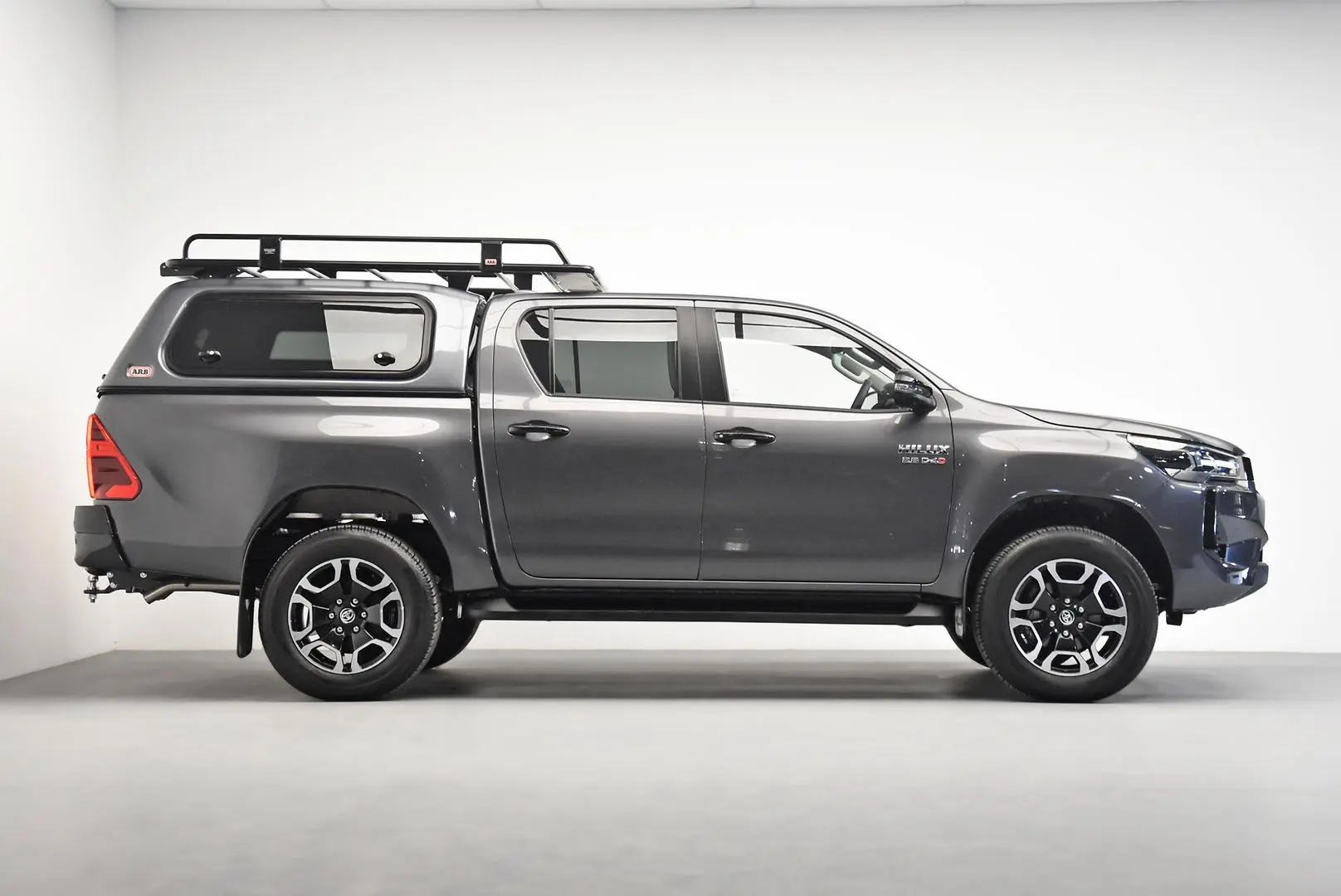 2024 Toyota Hilux Gallery Image 3