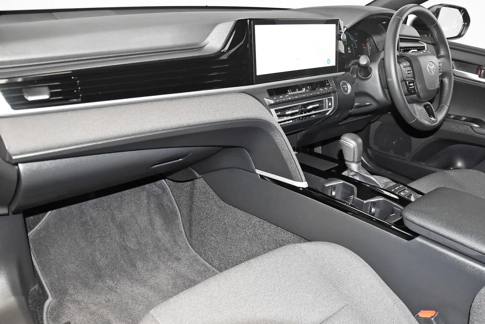 2024 Toyota Camry Gallery Image 16