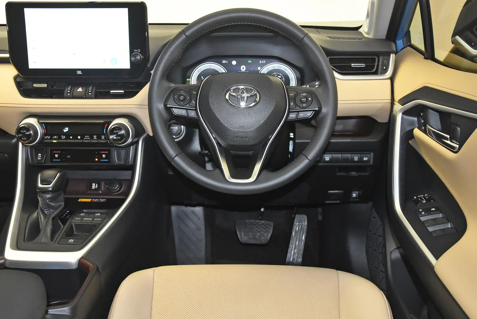2024 Toyota RAV4 Gallery Image 15