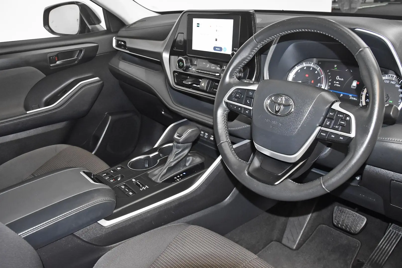 2023 Toyota Kluger Gallery Image 8