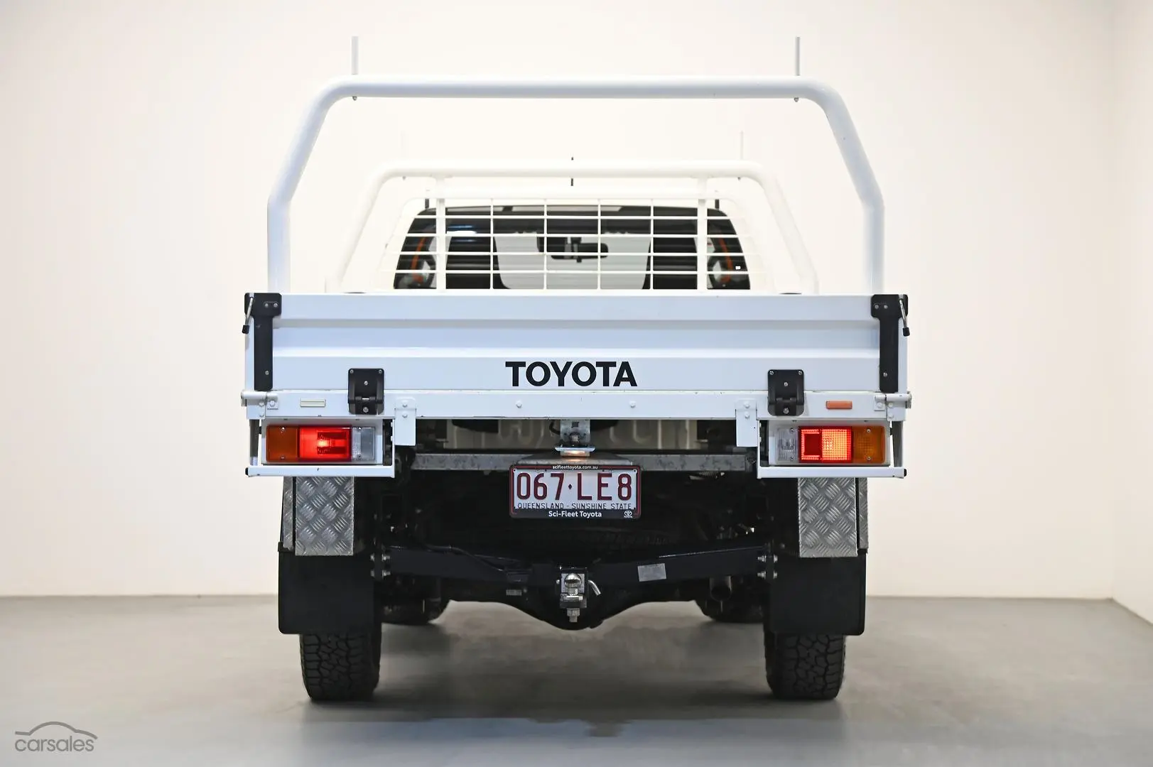 2019 Toyota Hilux Image 6