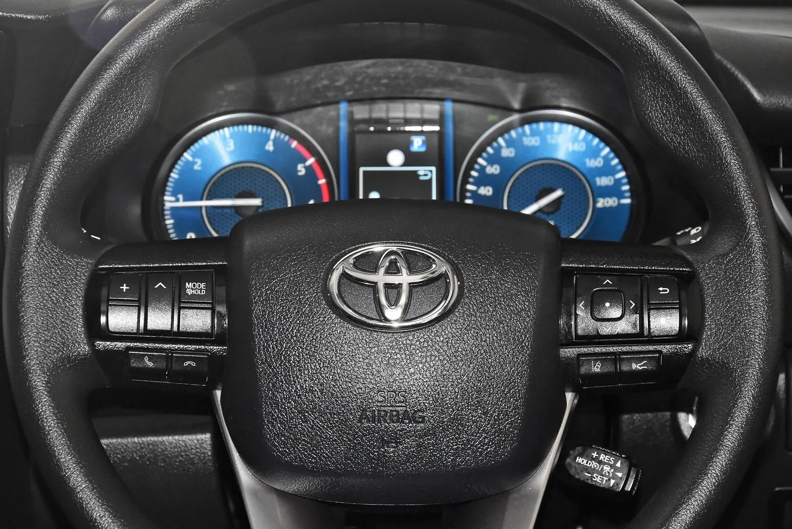 2025 Toyota Fortuner Gallery Image 15
