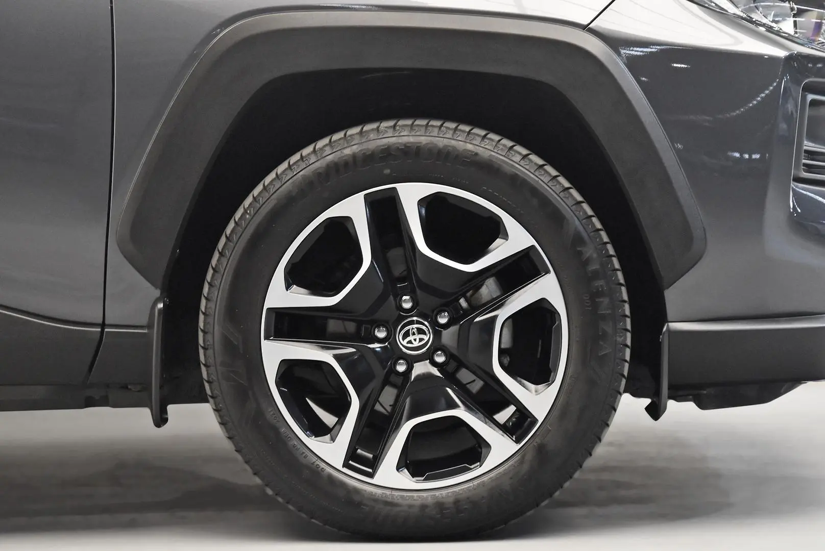 2021 Toyota RAV4 Gallery Image 25