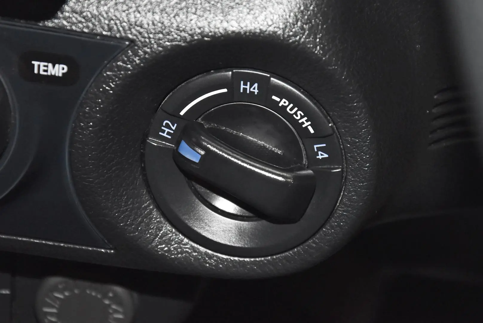 2024 Toyota Hilux Gallery Image 15