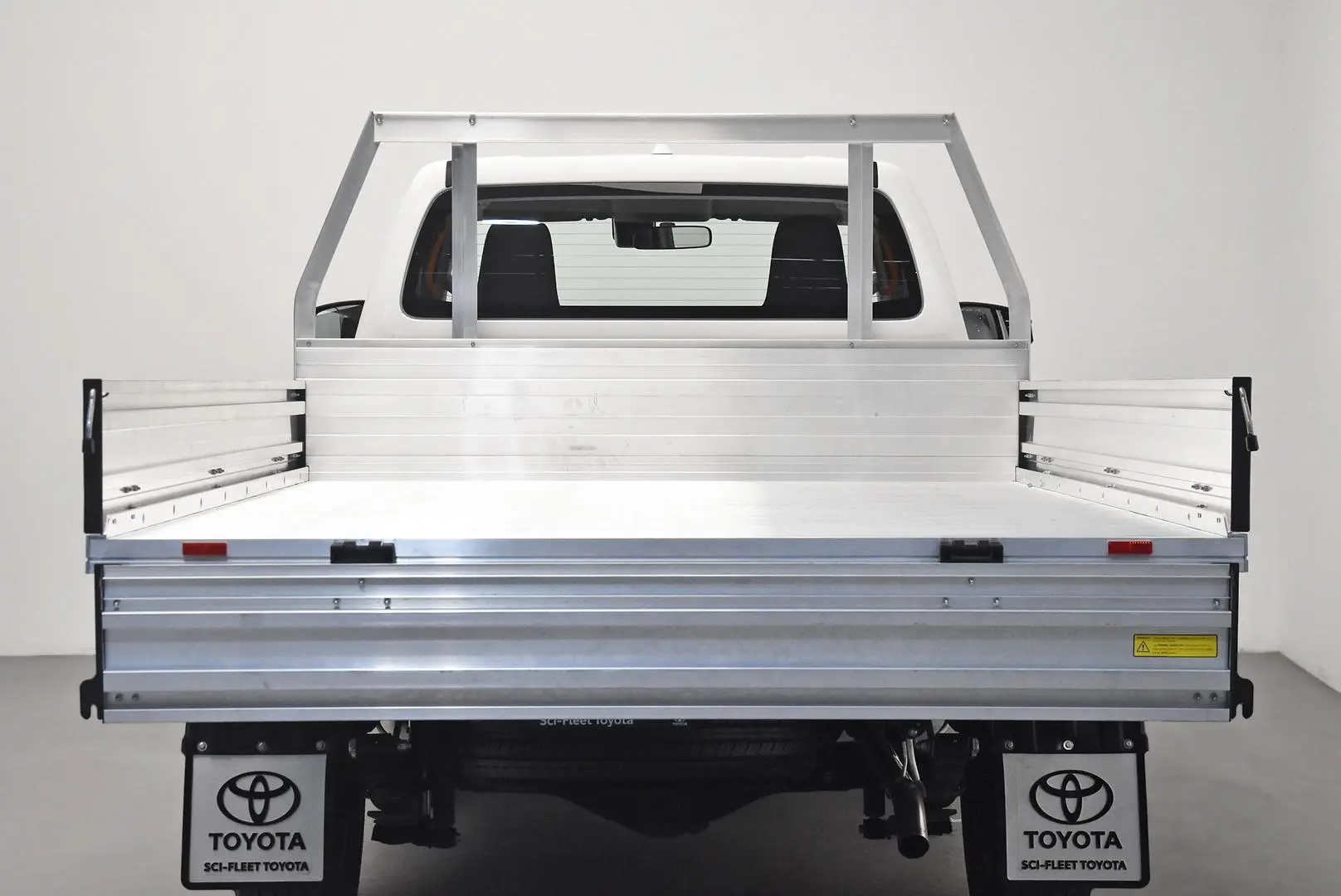 2025 Toyota Hilux Gallery Image 17