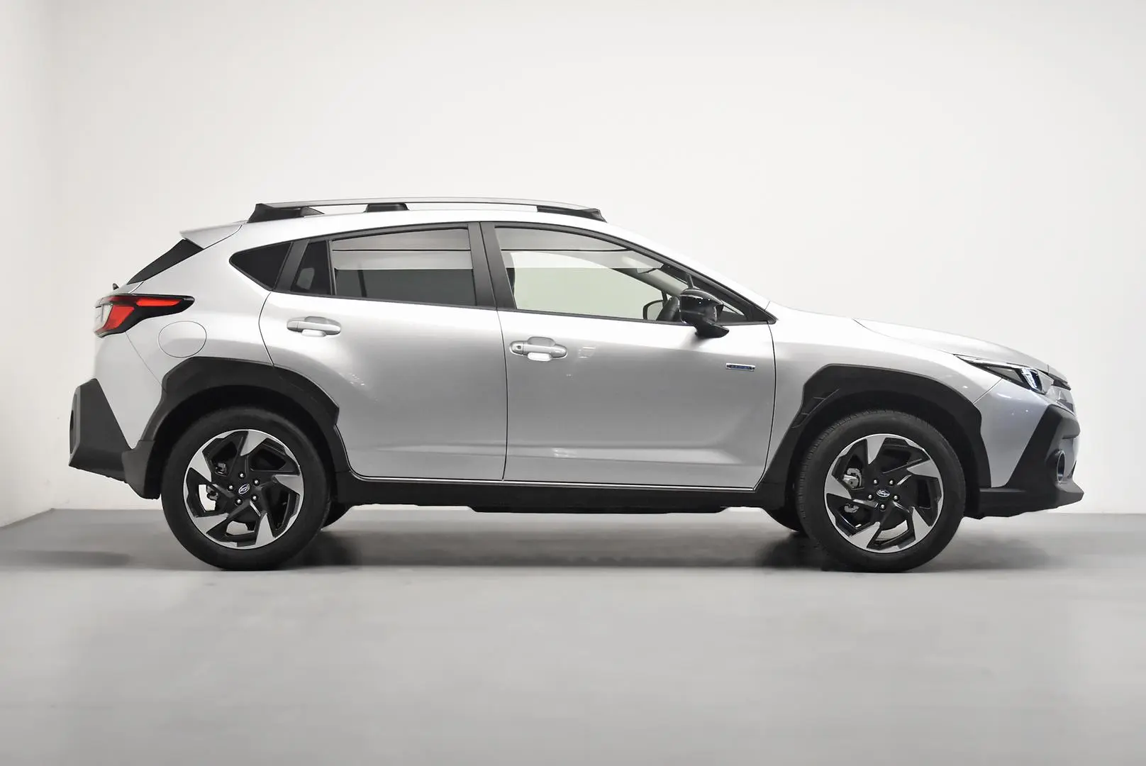 2023 Subaru Crosstrek Gallery Image 3