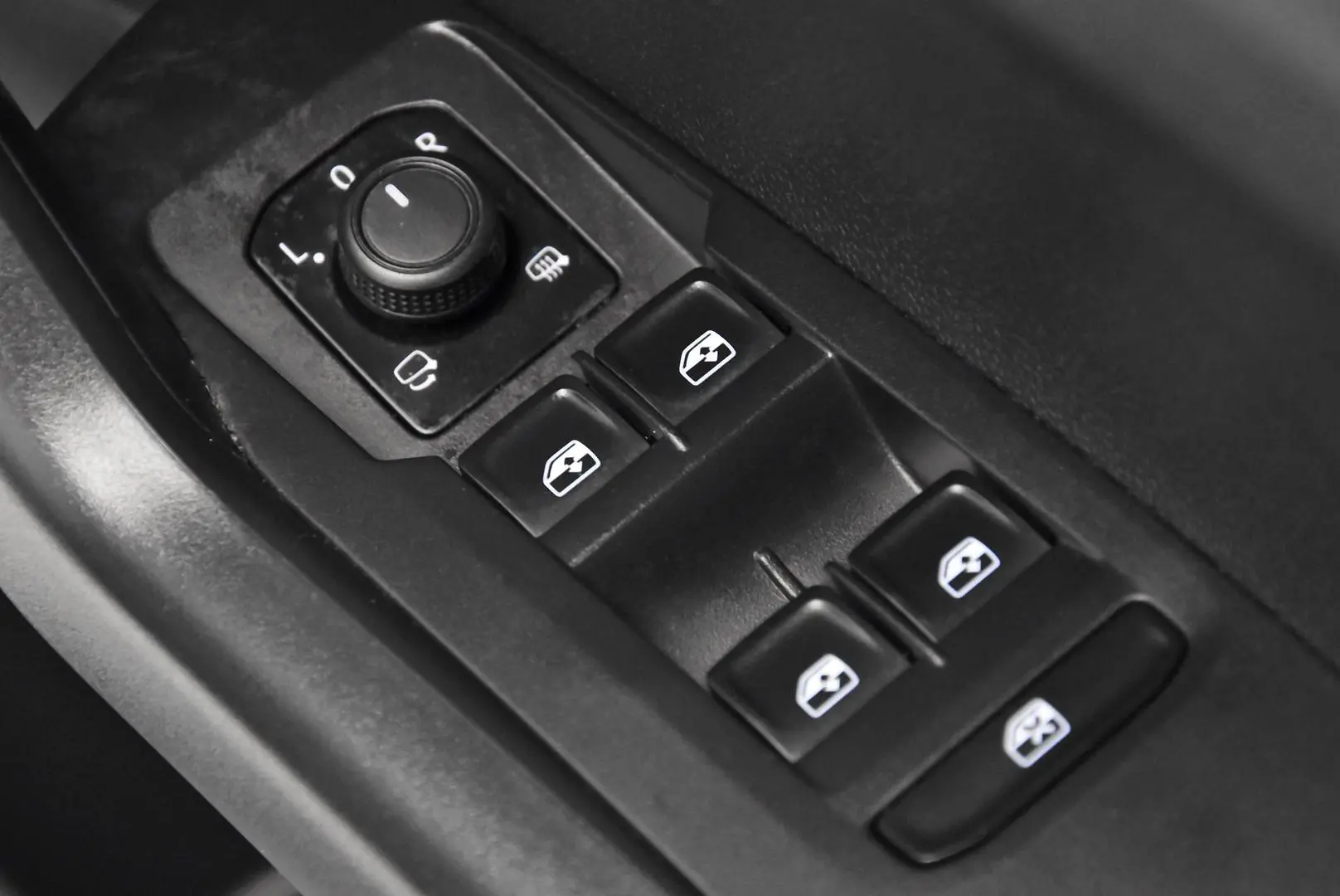 2023 Volkswagen T-Cross Gallery Image 8