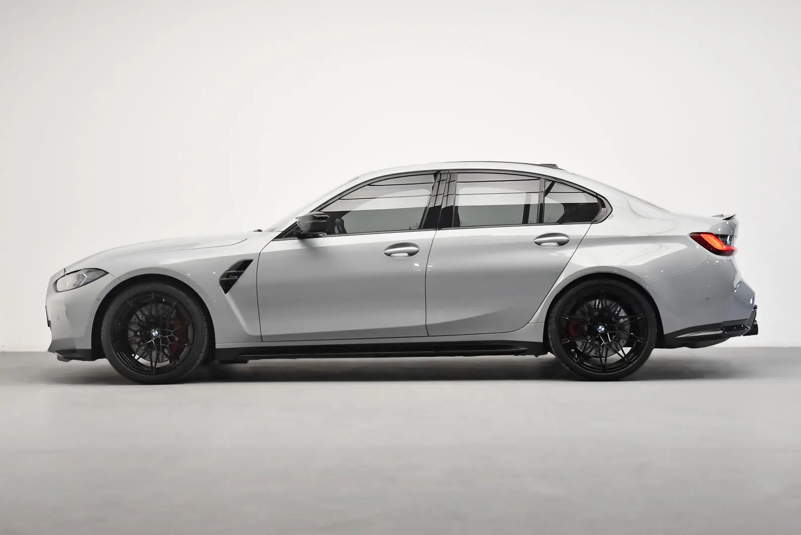 2023 BMW M3 Gallery Image 4