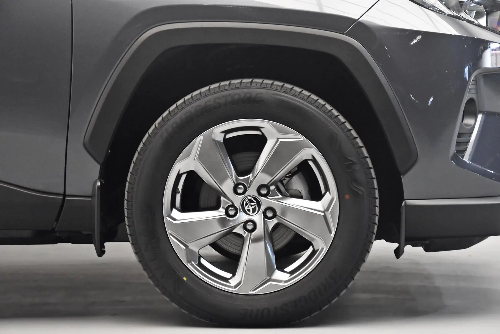 2019 Toyota RAV4 Gallery Image 25